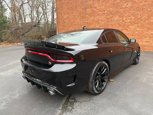 Used 2018 Dodge Charger R/T Scat Pack w/ Dynamics Package image 17