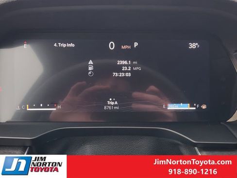 Used 2025 Jeep Grand Cherokee Limited w/ Luxury Tech Group II image 18