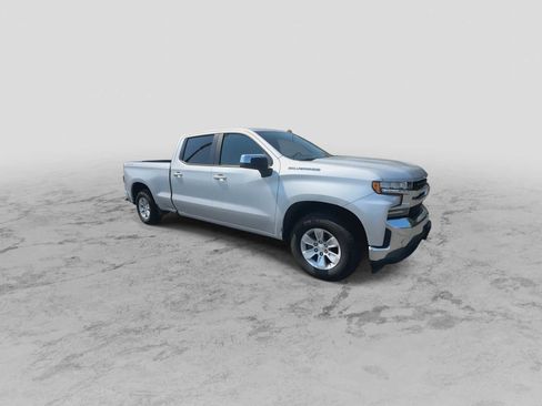 Used 2019 Chevrolet Silverado 1500 LT image 2