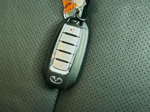 Used 2024 INFINITI QX60 Luxe image 38