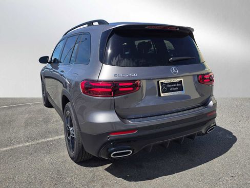 New 2026 Mercedes-Benz GLB 250 4MATIC image 5