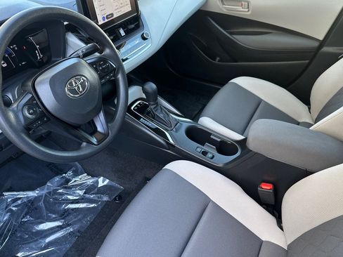 Used 2026 Toyota Corolla LE image 10