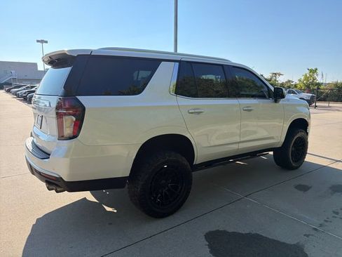 Used 2024 Chevrolet Tahoe High Country AWD/4WD image 5