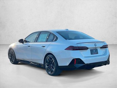 New 2025 BMW i5 M60 image 9