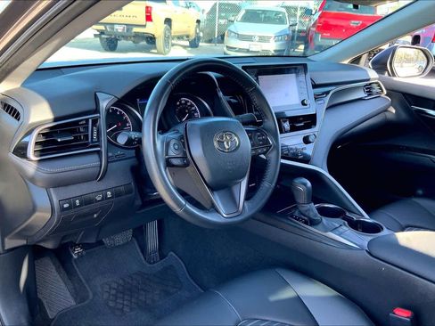 Used 2024 Toyota Camry SE image 16