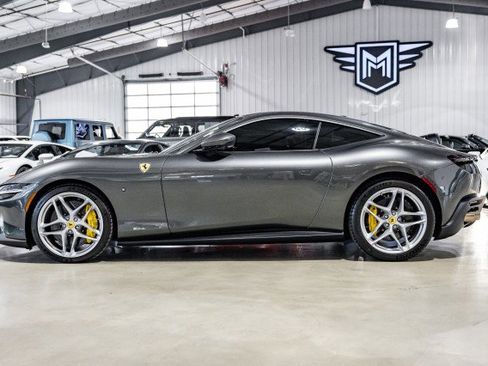 Used 2024 Ferrari Roma image 3