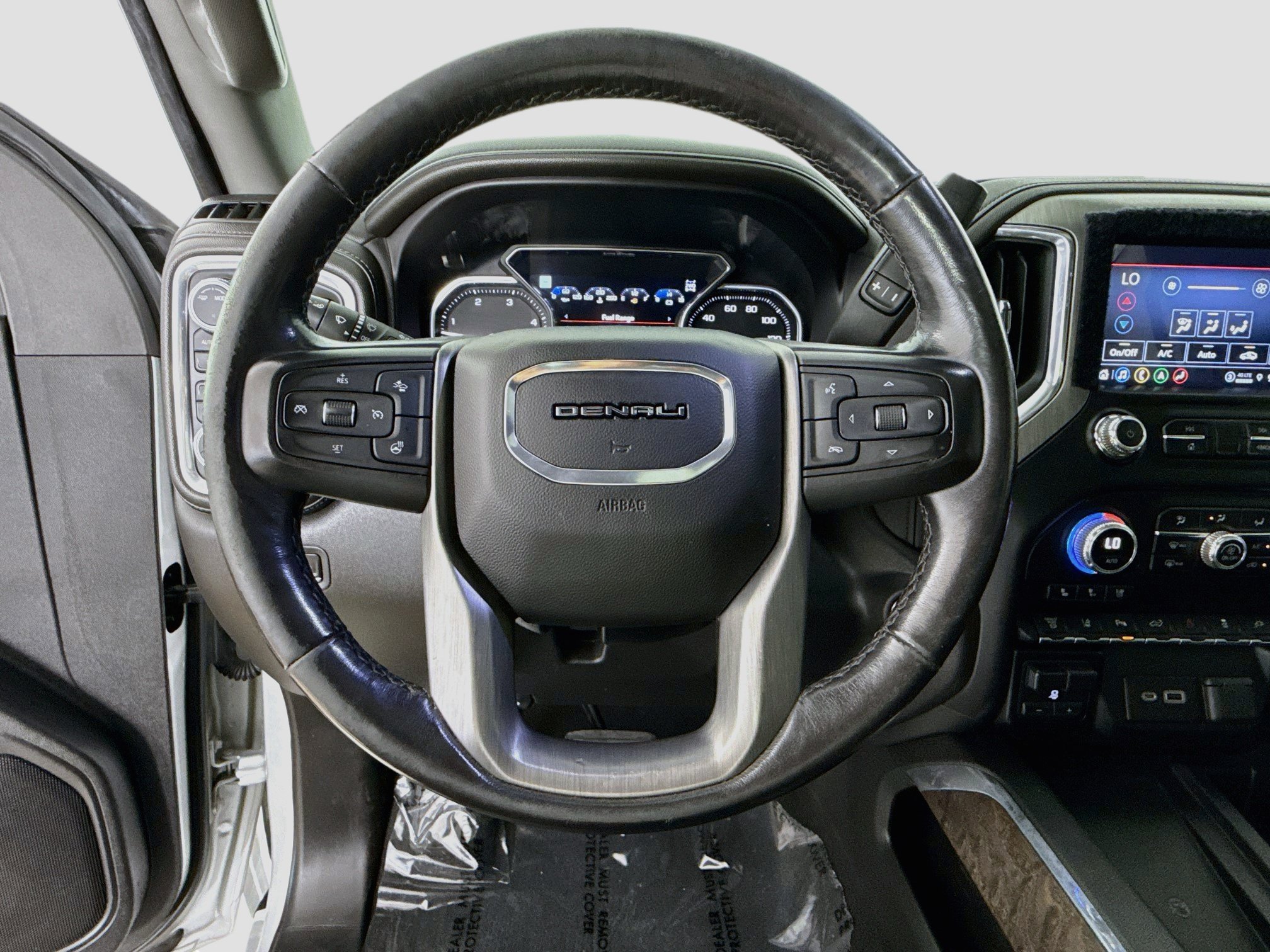 Used 2023 GMC Sierra 3500 Denali w/ Denali Ultimate Package AWD/4WD image 13