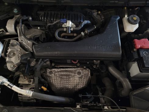 Used 2019 Nissan Rogue S FWD image 30