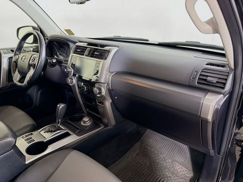 Used 2024 Toyota 4Runner SR5 Premium w/ Moonroof Package AWD/4WD image 27