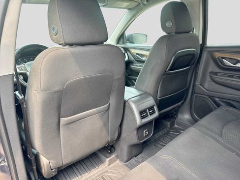 Used 2019 GMC Terrain SLE w/ Driver Convenience Package FWD image 17