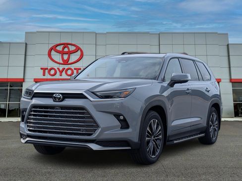 New 2026 Toyota Grand Highlander AWD Hybrid image 1