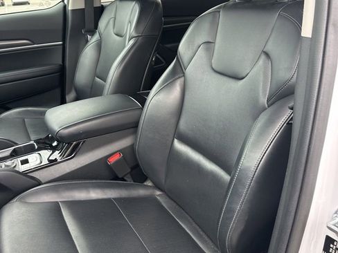Used 2022 Kia Telluride S FWD image 17