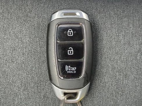 Used 2020 Hyundai Santa Fe SEL w/ Cargo Package AWD/4WD image 35