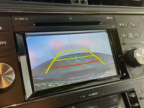 Used 2016 Toyota Avalon Limited FWD image 21