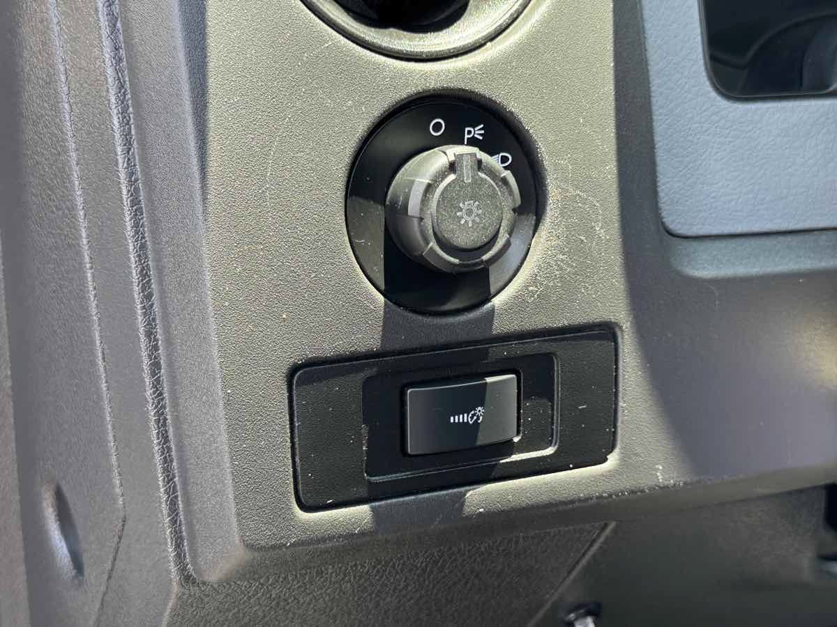 Used 2014 Ford F150 XL w/ Equipment Group 101A Mid AWD/4WD image 22