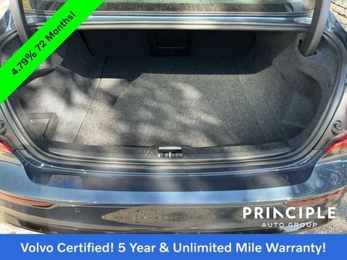 Certified 2025 Volvo S60 B5 Core image 31