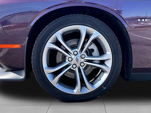 Used 2022 Dodge Challenger R/T w/ Shaker Package image 36