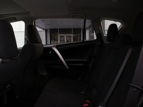 Used 2018 Toyota RAV4 XLE image 12