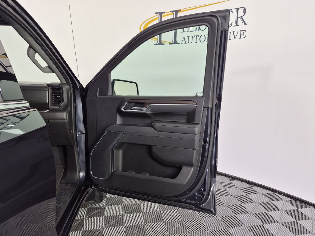 Certified 2025 GMC Sierra 1500 SLT AWD/4WD image 34
