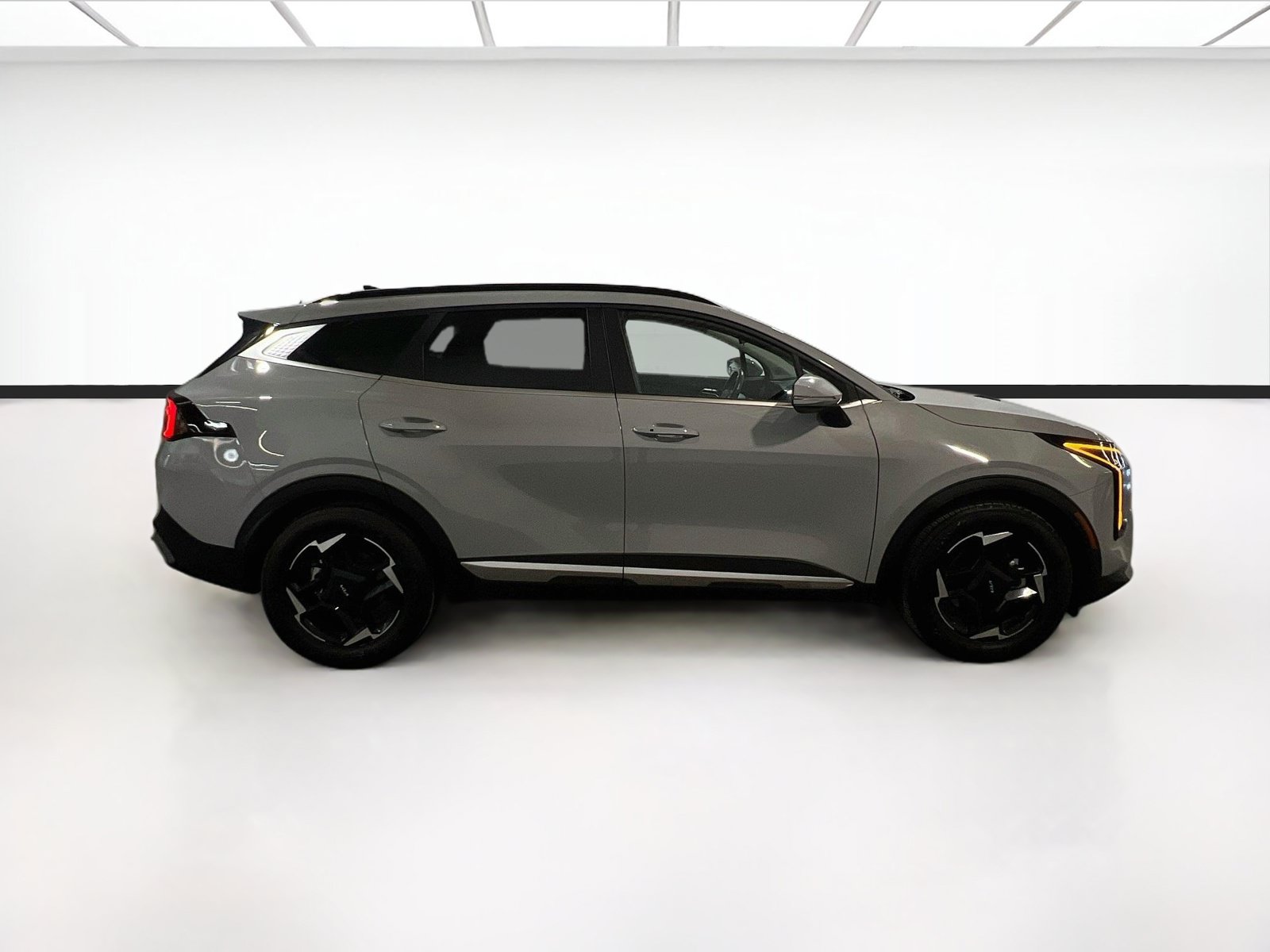 Used 2026 Kia Sportage EX w/ EX Panorama Roof Package FWD image 24
