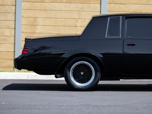 Used 1987 Buick Regal Coupe RWD image 19