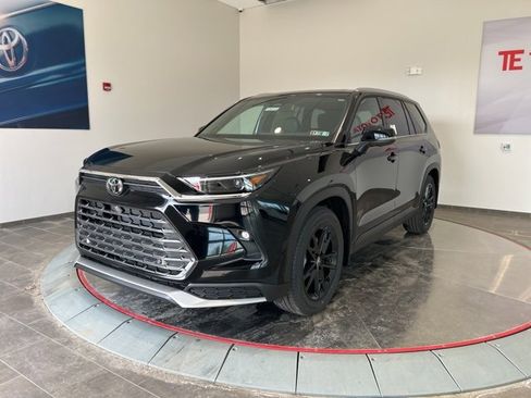 New 2026 Toyota Grand Highlander MAX Platinum image 2