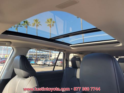 Used 2024 Toyota Grand Highlander Platinum image 20