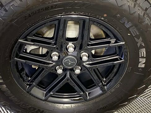 Used 2025 Jeep Wrangler Unlimited Sport AWD/4WD image 31