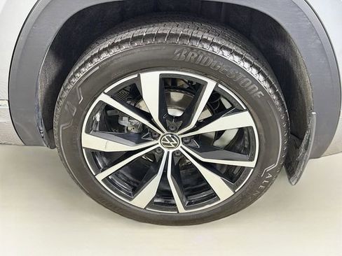 New 2026 Volkswagen Atlas Cross Sport SEL Premium R-Line image 33