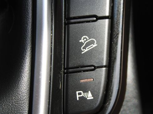 Certified 2025 Kia Seltos EX w/ EX Sunroof Package AWD/4WD image 40