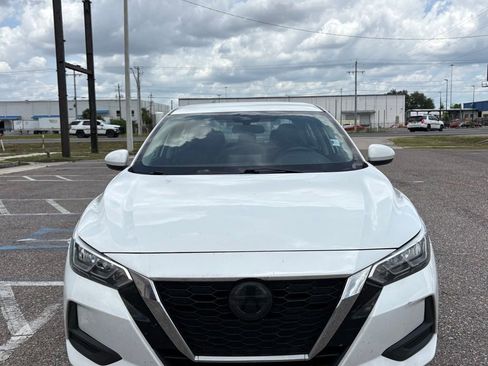 Used 2022 Nissan Sentra SV FWD image 8