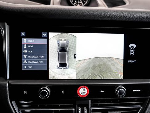 Certified 2024 Porsche Macan w/ Premium Plus Package AWD/4WD image 25