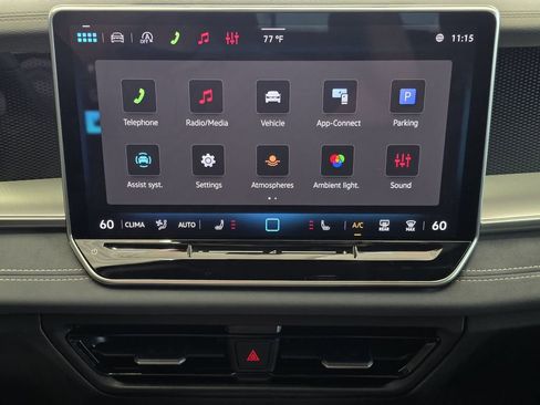 Used 2026 Volkswagen Tiguan SE R-Line FWD image 16