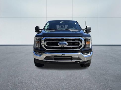 Used 2022 Ford F150 XLT w/ Equipment Group 302A High AWD/4WD image 3
