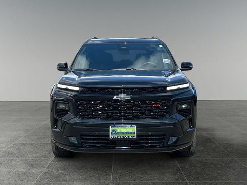 Used 2024 Chevrolet Traverse RS AWD/4WD image 2