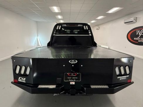 New 2026 GMC Sierra 3500 Pro w/ Convenience Package image 7