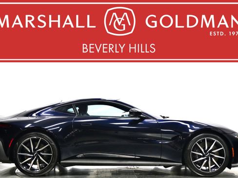 Used 2020 Aston Martin V8 Vantage Coupe image 1