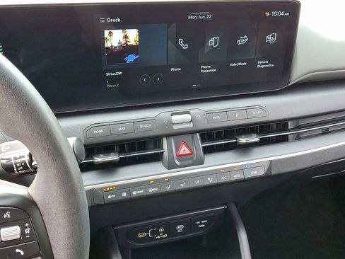 Used 2025 Kia K4 FWD image 27