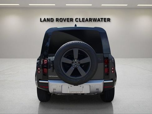 New 2025 Land Rover Defender 110 S AWD/4WD image 4