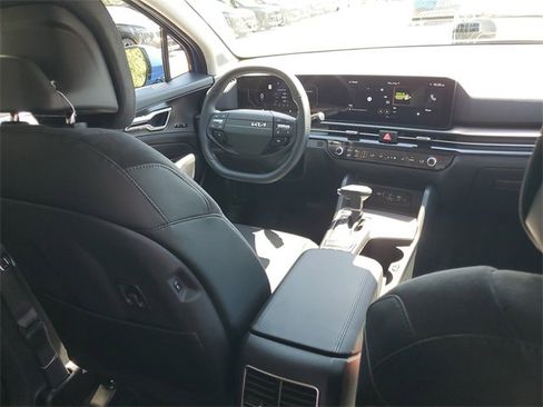 New 2026 Kia Sportage SX image 17