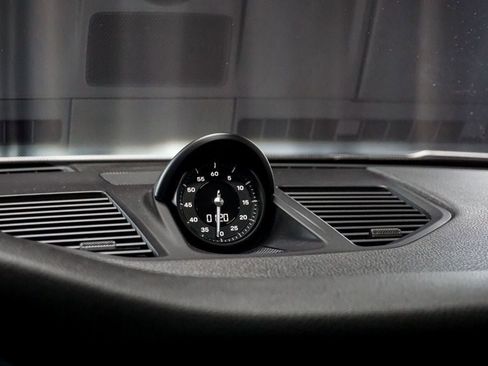 Used 2023 Porsche 911 Carrera T image 31