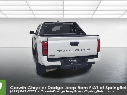 Used 2024 Toyota Tacoma 4x4 Double Cab image 12