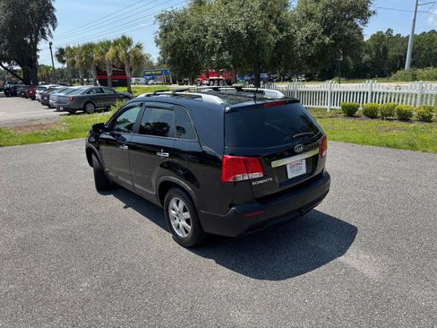 Used 2012 Kia Sorento LX w/ V6 Convenience Pkg AWD/4WD image 4