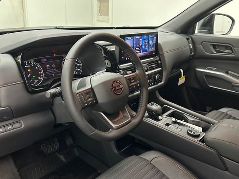 New 2026 Nissan Pathfinder Rock Creek AWD/4WD image 18