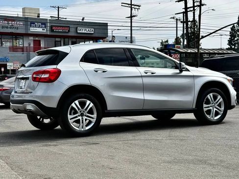 Used 2018 Mercedes-Benz GLA 250 w/ Premium Package image 20