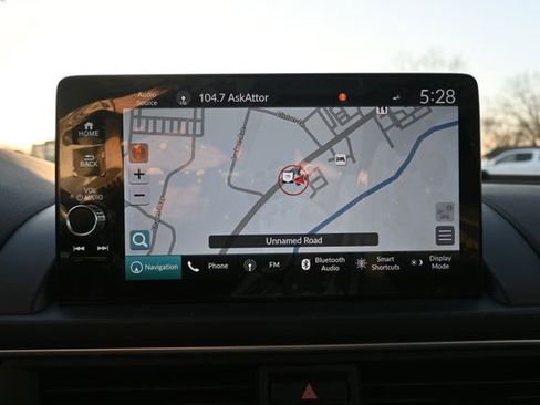 Used 2025 Honda Pilot Touring image 46