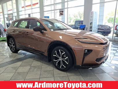 New 2025 Toyota Crown Signia