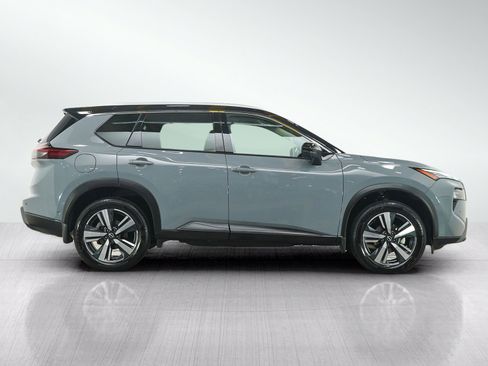 Used 2025 Nissan Rogue SL w/ SL Premium Package AWD/4WD image 6
