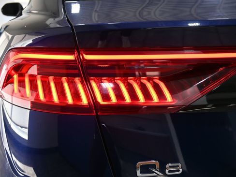 Used 2021 Audi Q8 Premium Plus w/ Premium Plus Package image 34