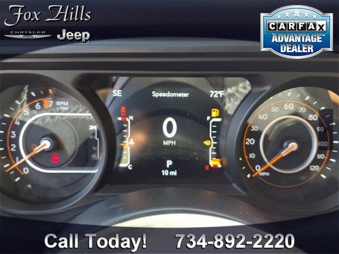 New 2025 Jeep Gladiator Willys image 18